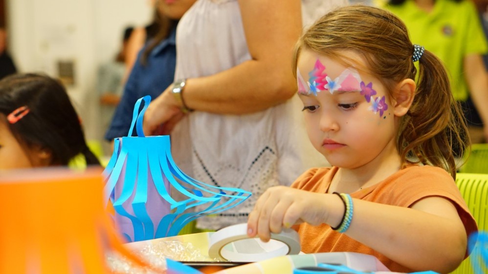 Lantern Festival Lights Up Northern Australia