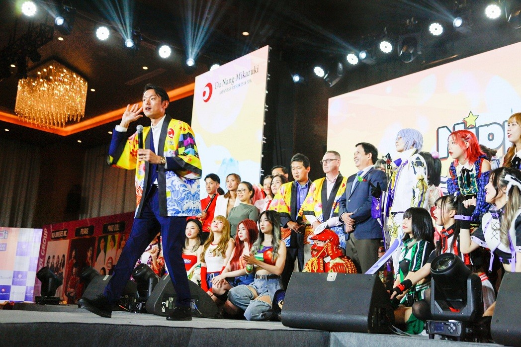 the biggest ever anime cosplay event held in central vietnam