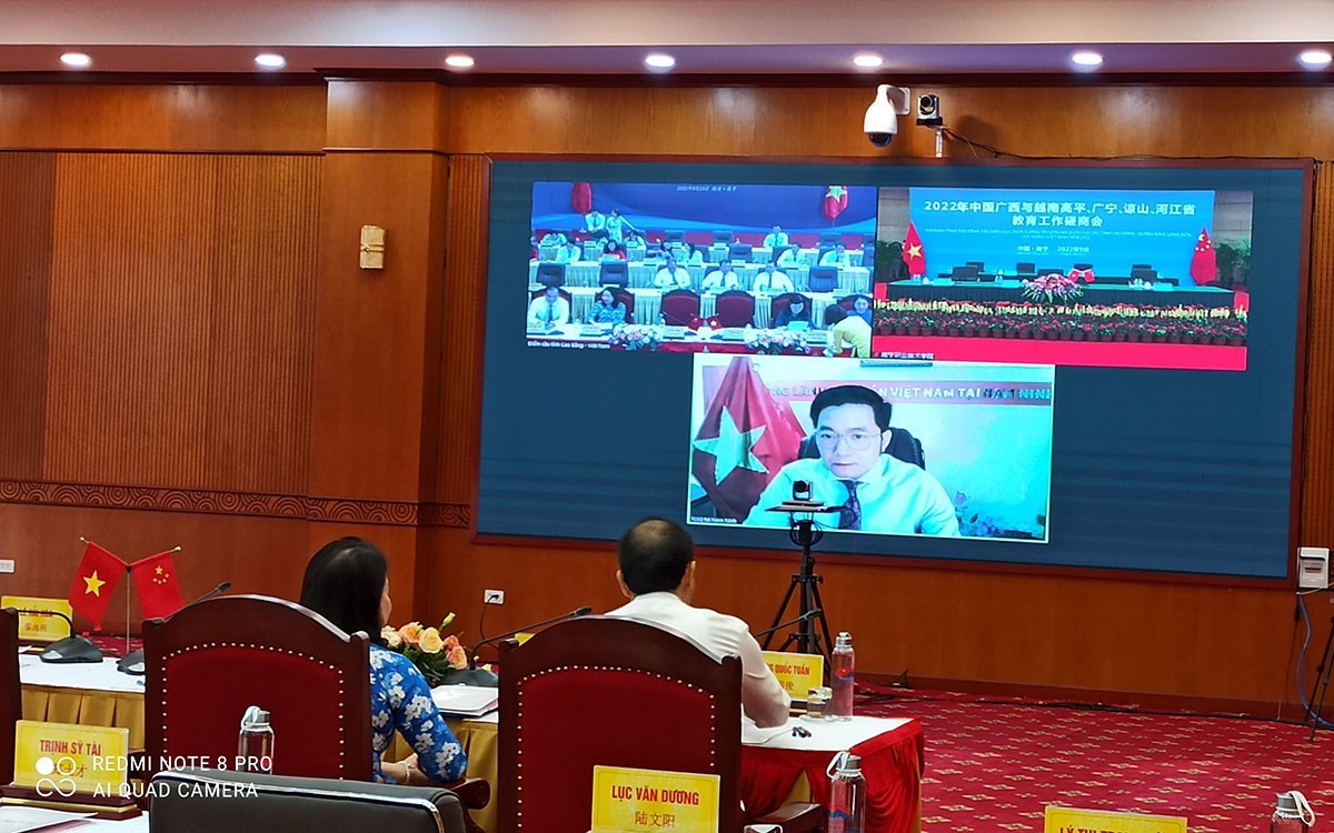 Vietnamese 4 Border Provinces, Guangxi Boost Ties through Education