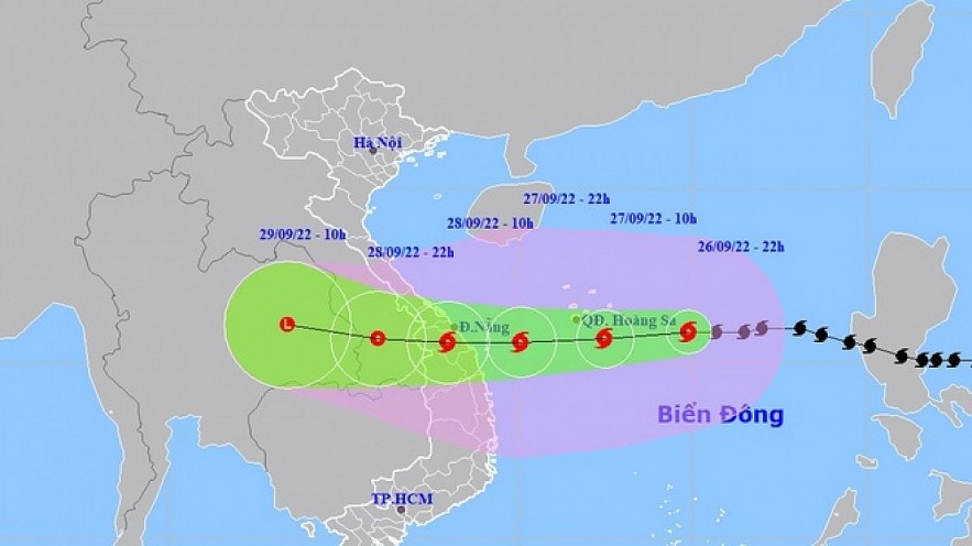 Noru with winds gusting 166kph near its centre is forecast to strike central Vietnam at midnight on September 27 or early on September 28. Photo: VOV