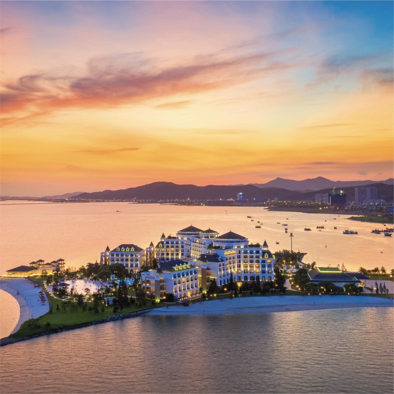 Tripadvisor: Top 10 Hotels not to be missed in Vietnam