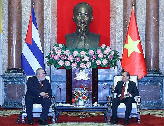 Cuban Prime Minister Meets Friendship Association