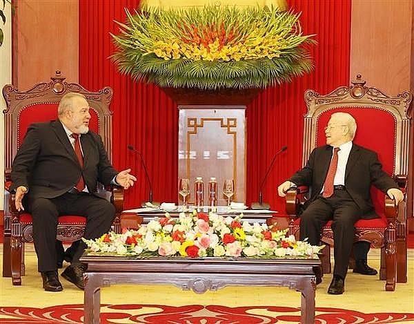 General Secretary of the Communist Party of <a href='https://vietexplorer.com' rel='dofollow'>Vietnam</a> Nguyen Phu Trong (right) and Cuban Prime Minister Manuel Marrero Cruz. (Photo: VNA)