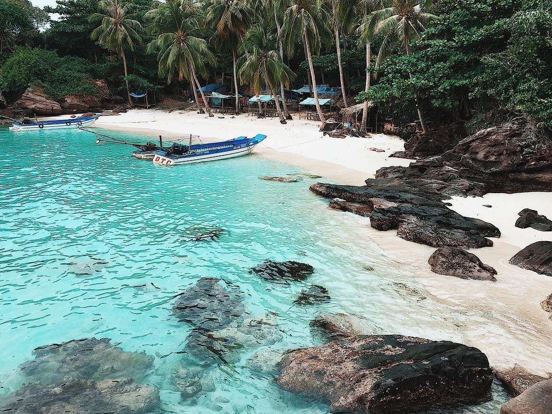 discover the treasured islands near phu quoc