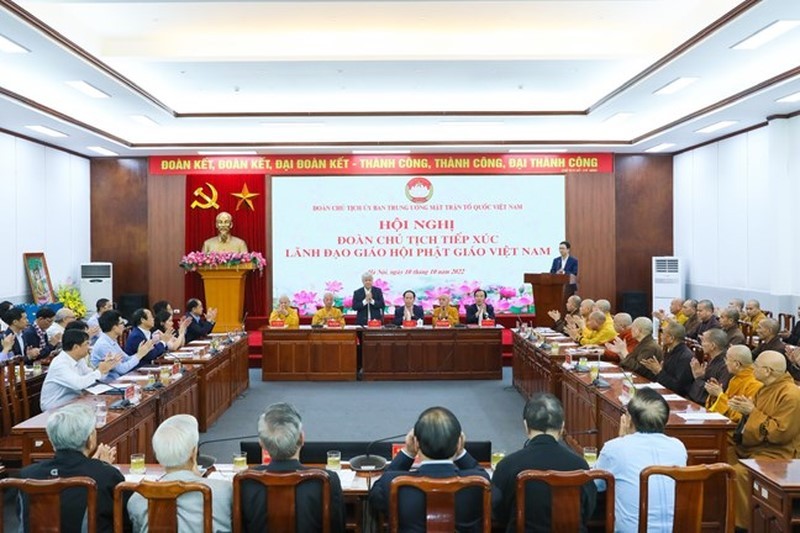 front leader praises contributions of buddhism in fighting covid 19