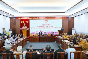 Front Leader Praises Contributions of Buddhism in Fighting COVID-19