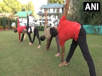Yoga Instructors from Singapore Visit Kashmir to Teach Health Science to Youngsters
