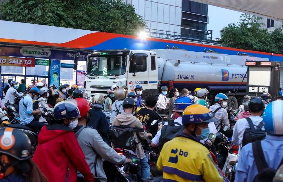 vietnam business weather briefing oct 11 petrol prices increased in latest adjustment