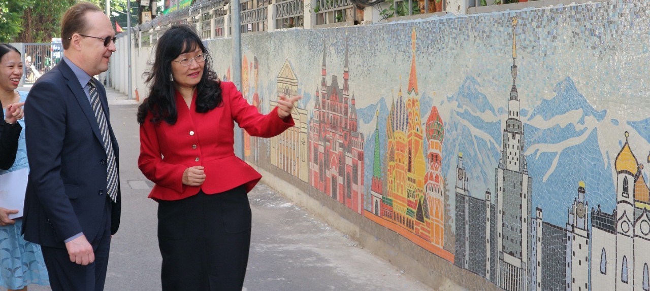 Mural Honors Vietnam – Russia Comprehensive Strategic Partnership