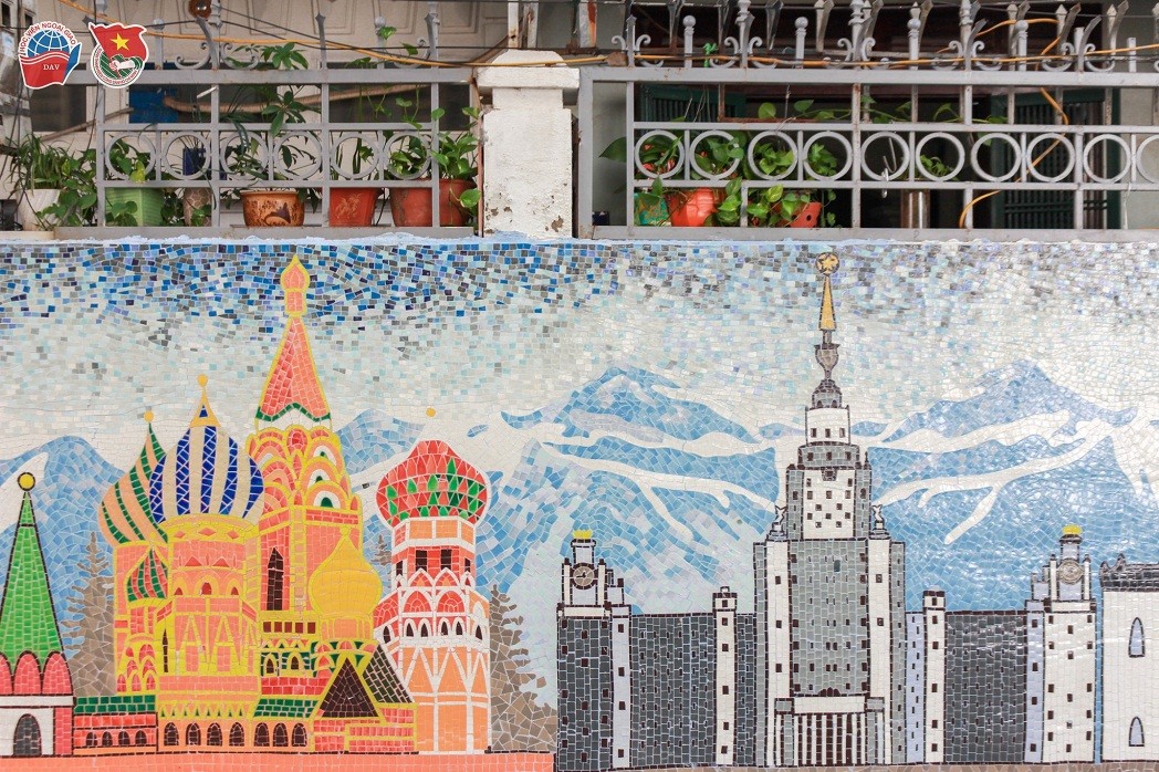 Mural Honors Vietnam – Russia Comprehensive Strategic Partnership