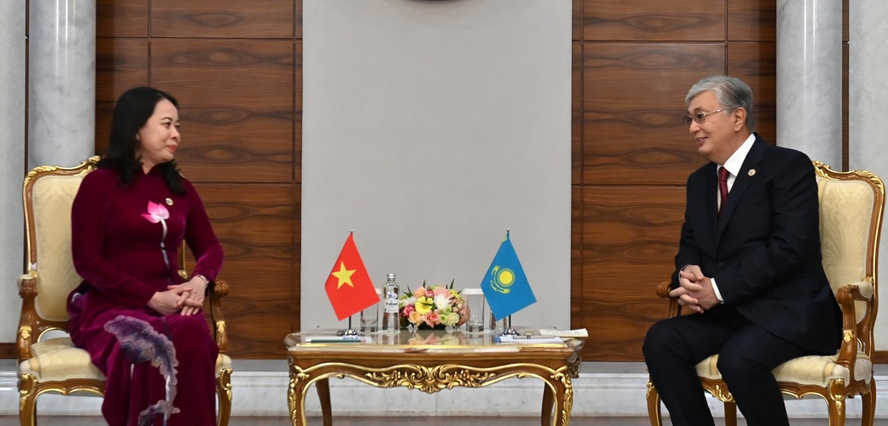On the sidelines of the VI CICA Summit being held in Astana, President of Kazakhstan Kassym-Jomart Tokayev has held a meeting with Vice President Vo Thi Anh Xuan. Source: Akorda