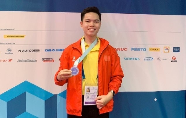 Vietnam Wins 2 Silver Medals at WorldSkills 2022