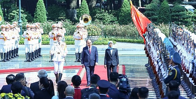 Vietnam – Leading Important Partner of Singapore in Region: Singaporean President