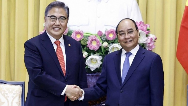 Vietnam News Today (Oct. 19): Vietnam Ready to Facilitate Korean Investment