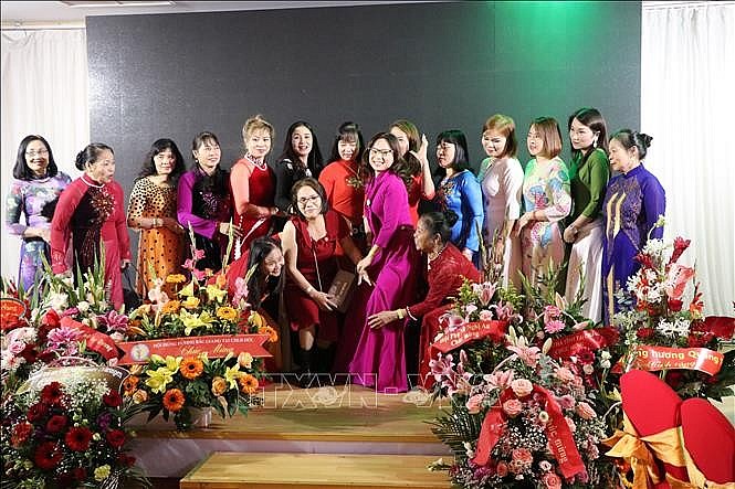 Honoring the Traditional Vietnamese Women Beauty in Germany