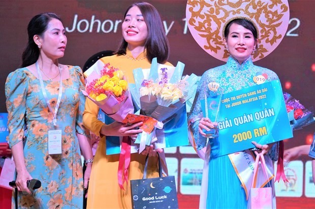 Honoring Vietnamese Ao Dai in Malaysia