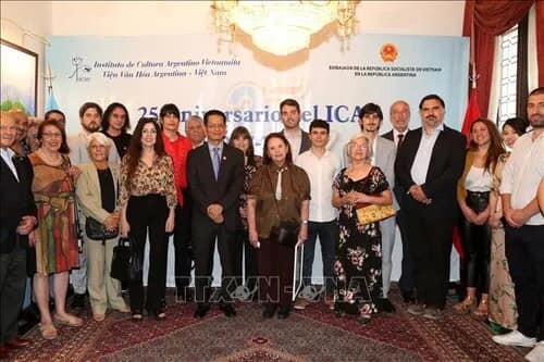 Argentina-Vietnam Culture Institute Honoured with VUFO's Merit