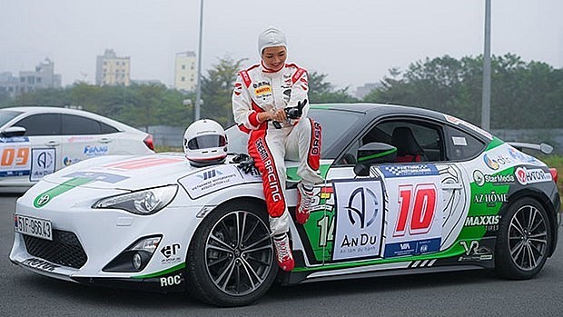 Vietnamese Female Racer Participates in French Motorsport Tournament for the First Time