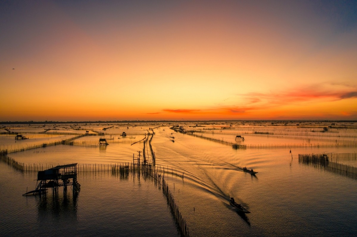 The Mesmerizing Sunrise at Chuon Lagoon