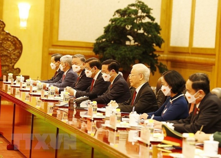 Vietnamese Party General Secretary Nguyen Phu Trong (third from right) during the talks. (Photo: VNA)