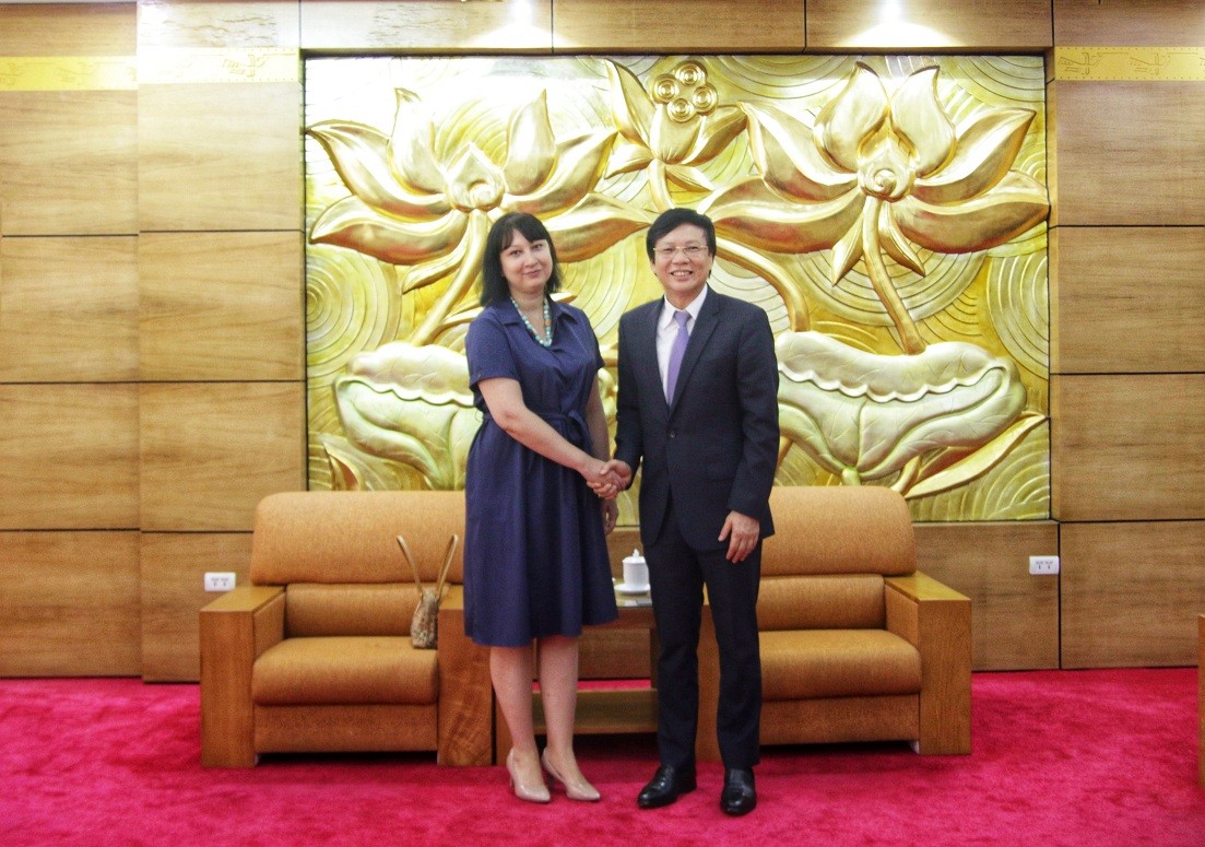 Vietnam-Romanian Friendship Association, Embassy Boost Cooperation