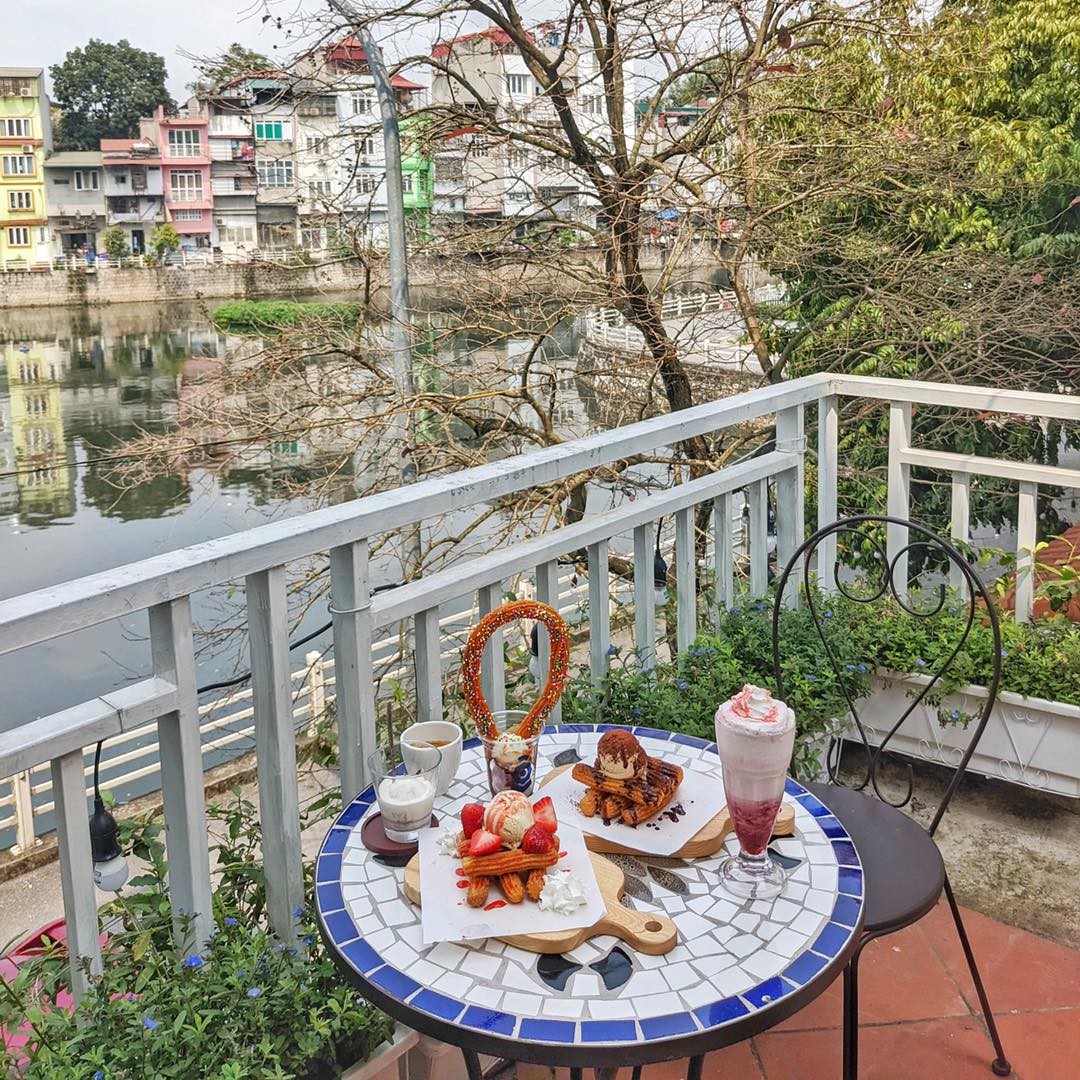 Single Day 11/11: Best Eateries for Singles in Hanoi