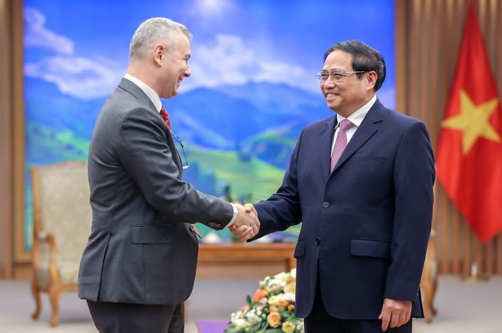 Vietnamese Prime Minister Hosts Newly-Arrived Belgian Ambassador