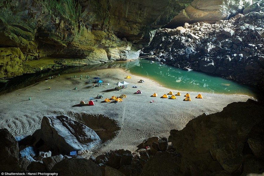 A campsite inside Son Doong Cave, Quang Binh. Photo: Shutterstock