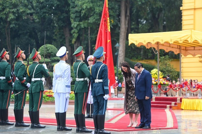 Prime Minister of New Zealand Jacinda Ardern at an official welcome ceremony in Hanoi. Photo: VGP