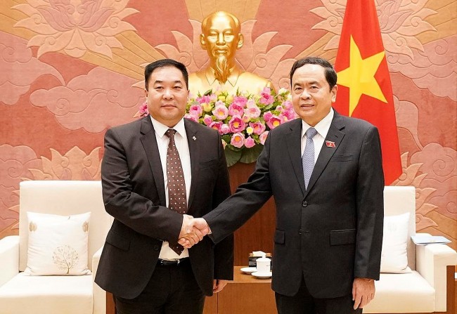Delegation of Mongolian Province Visits Vietnam to Promote Cooperation
