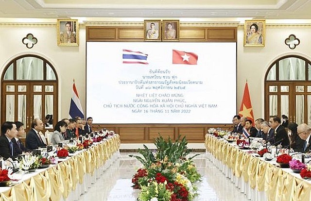 Vietnam, Thailand Vow to Strengthen Cooperation in Different Spheres