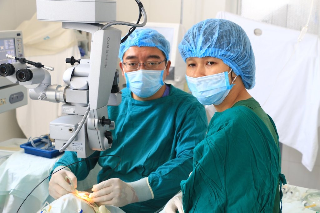 Some Ten Thousands Vietnam's Visually Impaired Saved by Japanese Doctor