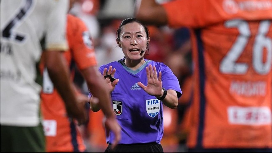 Referee Yoshimi Yamashita will make her debut at the men's World Cup.