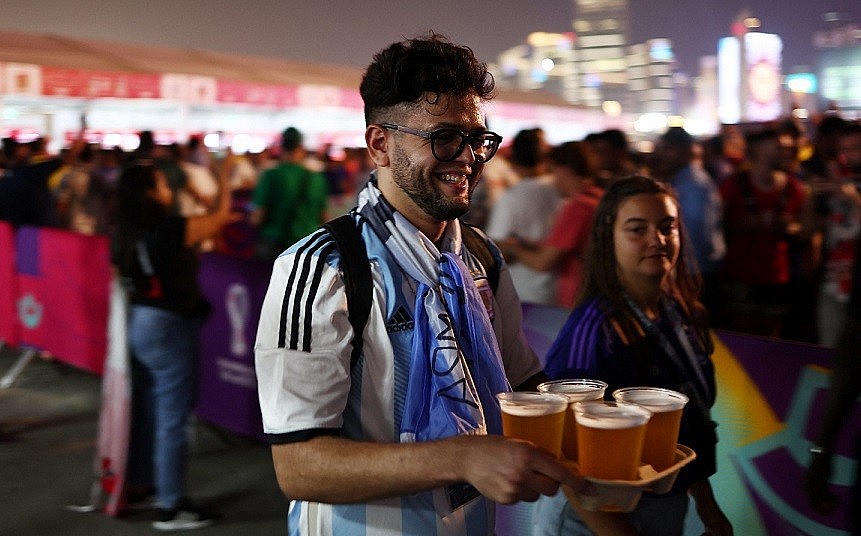 Watching the World Cup at Bia Hoi - An Expat's Favorite Pastime