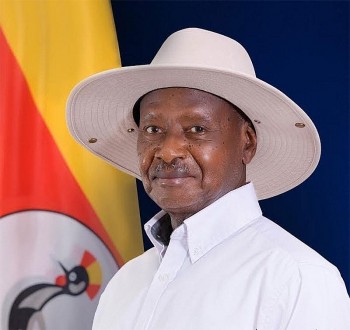 Ugandan President Arrives to Vietnam, Begins 3-Day Visit