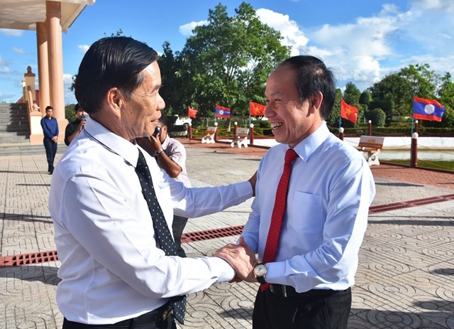 Vienam-Laos Border Conference A Great Success