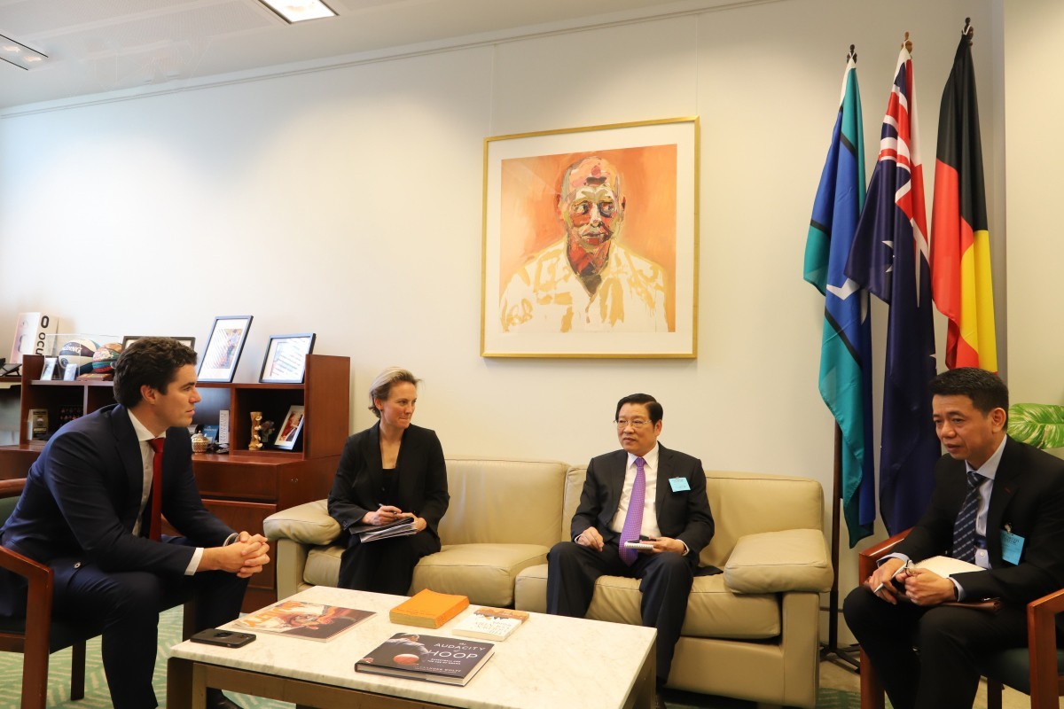 Phan Dinh Trac, Chairman of the CPV Central Committee’s Commission for Internal Affairs has meeting with Tim Watts, Labour Party member in the House of Representatives and Assistant Minister for Foreign Affairs. 