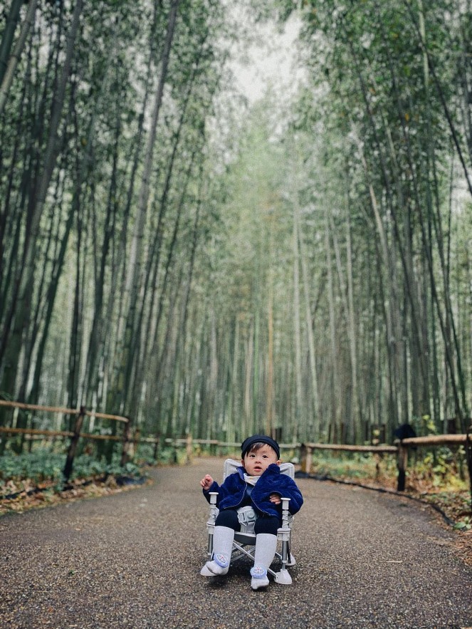 Adorable Viet Toddler Explores Japan