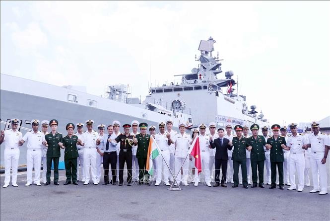 Indian Naval Fleet Pays Friendship Visit to Ho Chi Minh City