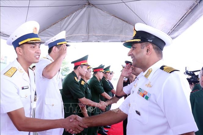 indian naval fleet pays friendship visit to ho chi minh city