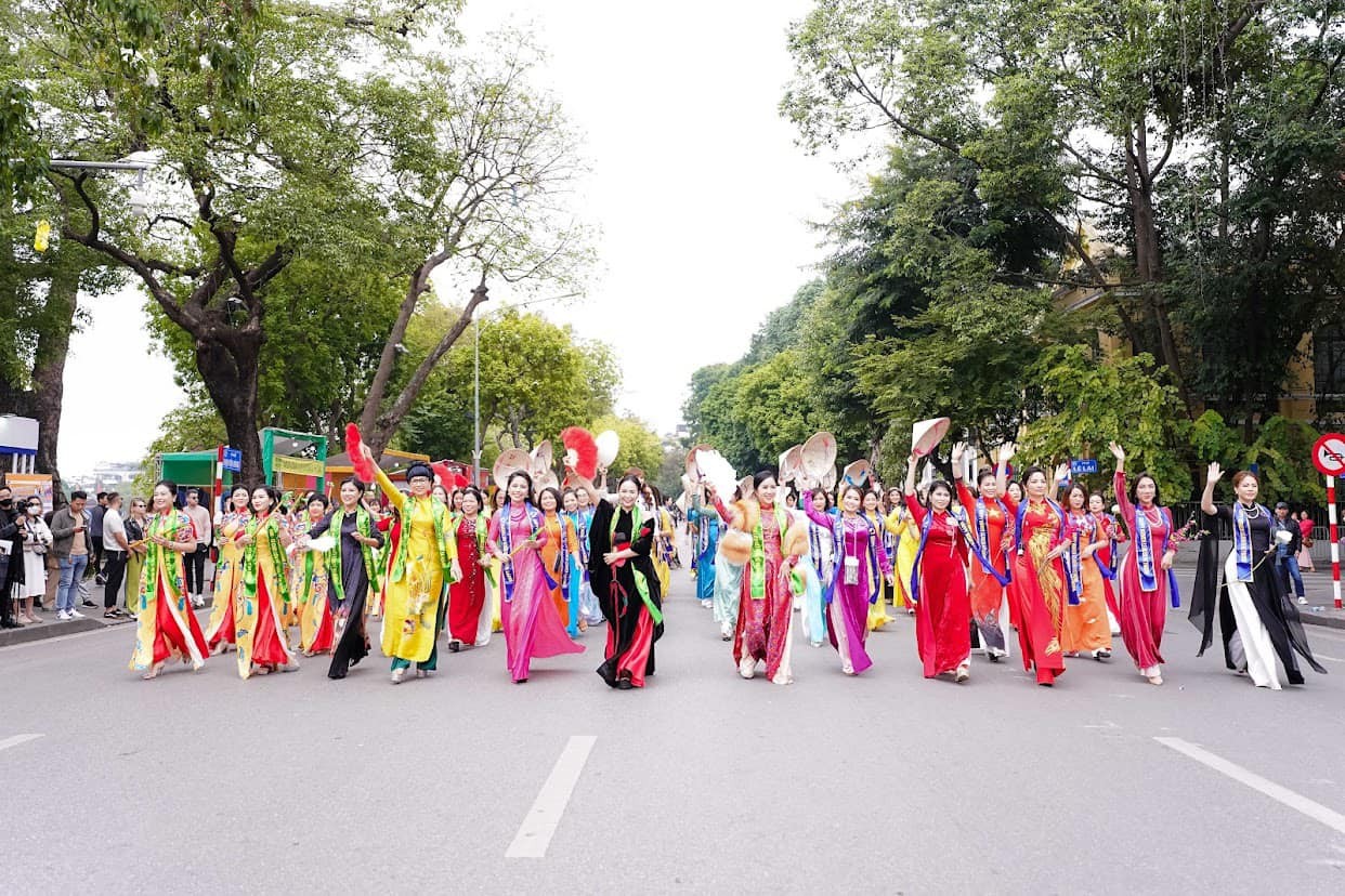 hanoi builds tourism destination brand with ao dai festival