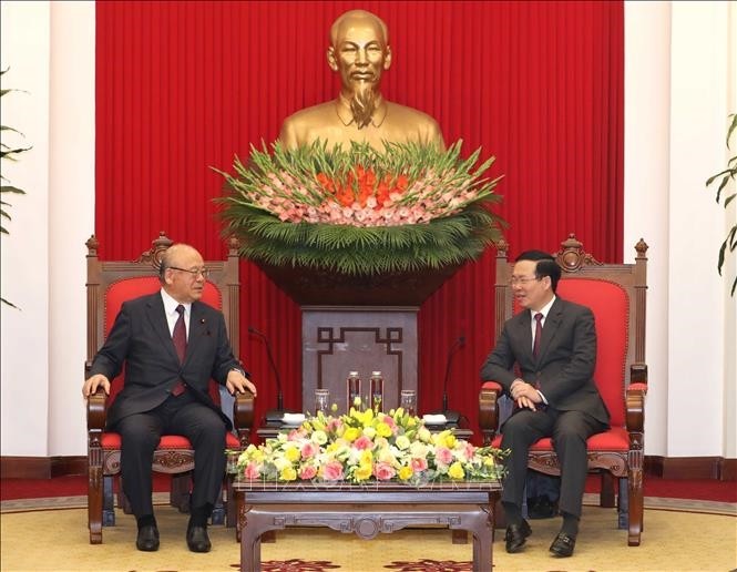 Japanese Special Advisor Pledges Contributions to Ties with Vietnam