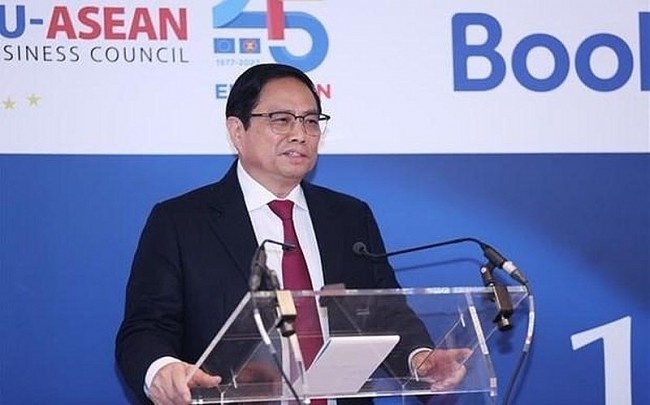 PM Attends 10th ASEAN-EU Business Summit in Brussels