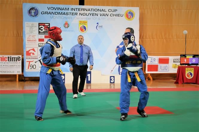 Vovinam is practiced with and without weapons. It is based on the principle of combining ‘hard’ and ‘soft’. It is not only about the training the body, but also the mind. Photo: VNA