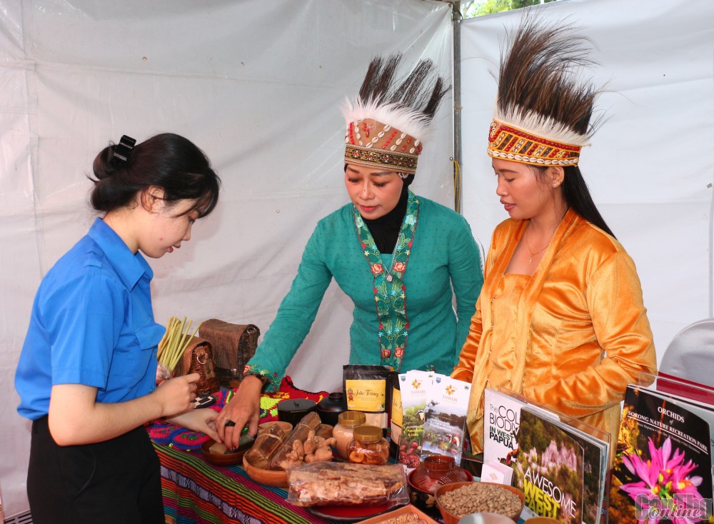 Indonesia Day Celebrated in Can Tho City