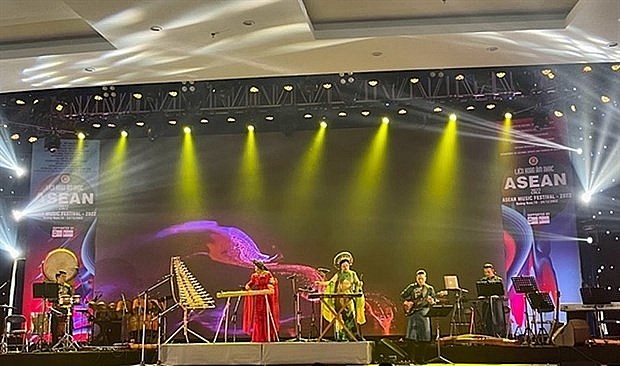 ASEAN Music Festival 2022 opened in Hoi An City, Quang Nam province: Opening night art show. Photo: Culture Newspaper