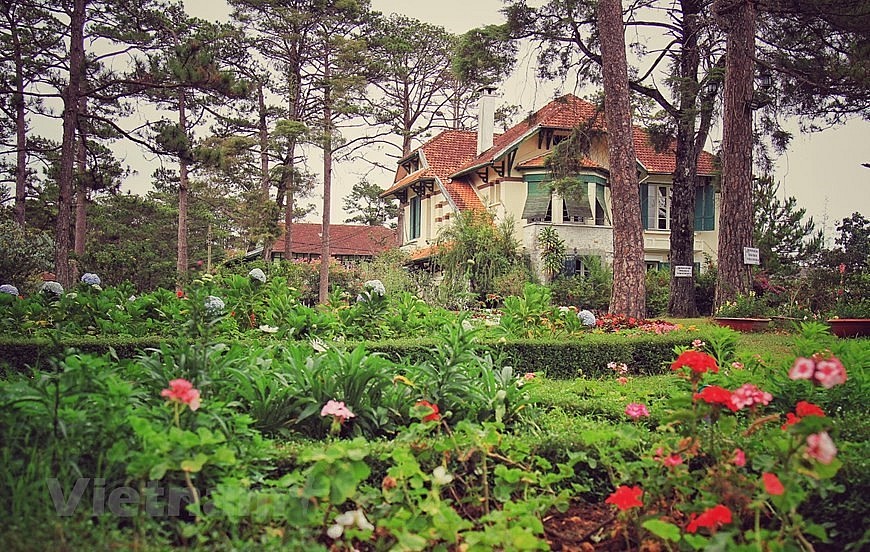 Da Lat is charming and beautiful, with houses in old French architecture surrounded by colourful gardens during all four seasons. (Photo: Vietnam+)