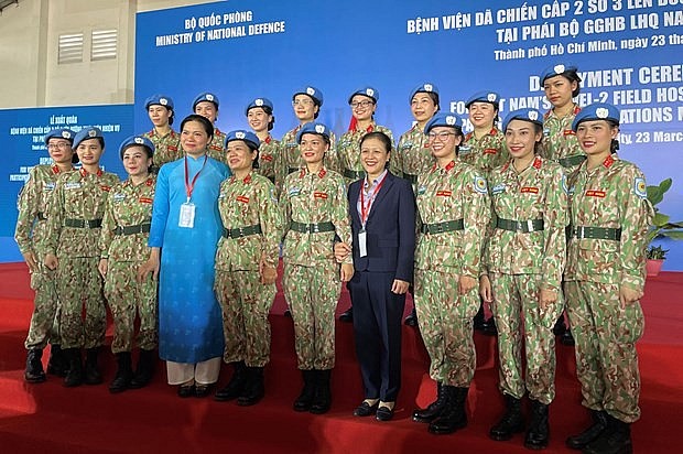 Female officers of Level-2 Field Hospital Rotation 3 at the deployment ceremony in March 2021. Photo: VNA