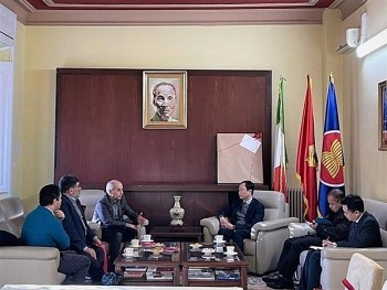 Italian Communist Party Secretary Hails Vietnam’s Development Achievements