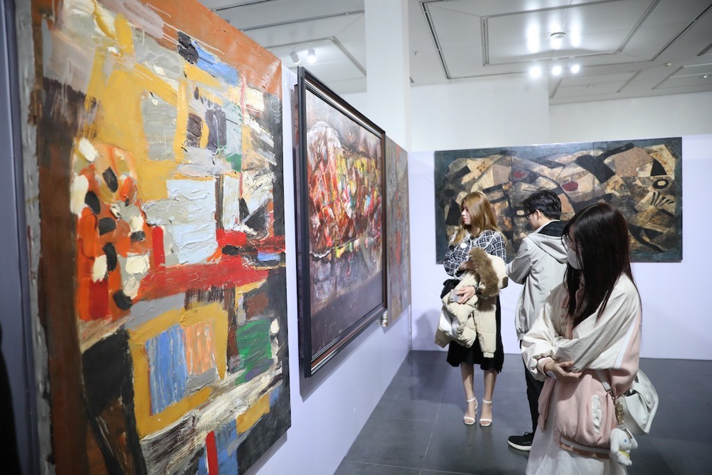 Vietnam - Korea Fine Arts Exhibition in Hanoi Opens